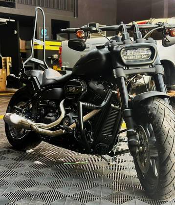 HARLEY-DAVIDSON SOFTAIL FAT BOB 114 